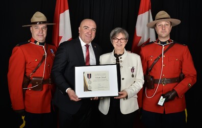 Un bel honneur pour la conseillère Mireille Thibault